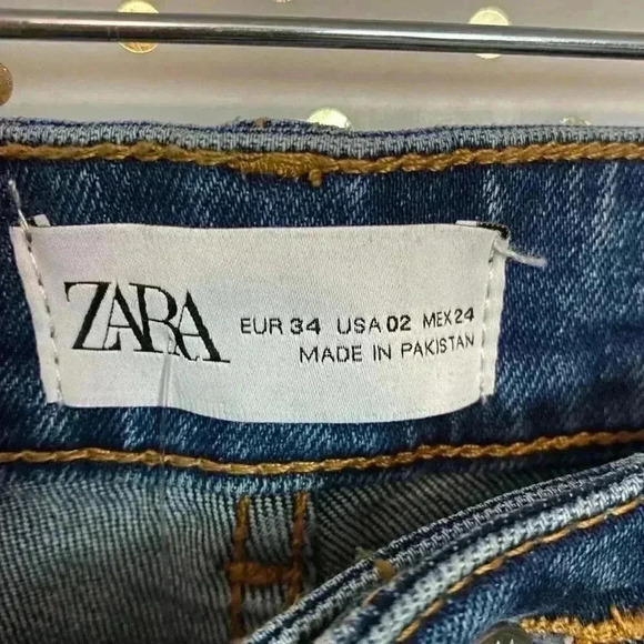 Zara Boot Leg Jeans - Picture 5 of 8
